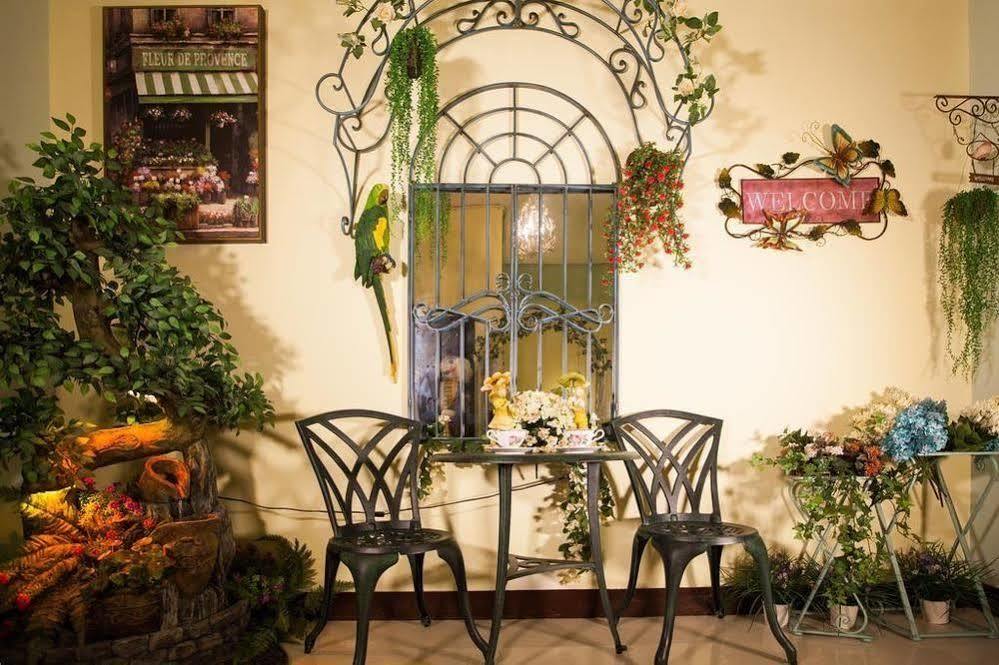 Sunflower B&B II Hualien Extérieur photo