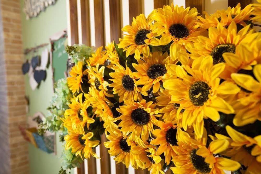 Sunflower B&B II Hualien Extérieur photo